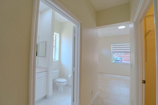 5733 NW 119th Drive, Coral Springs, FL 33076