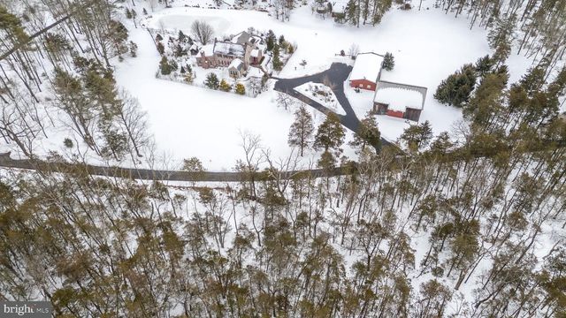 23 LILY VALLEY RD, Erwinna, PA 18920