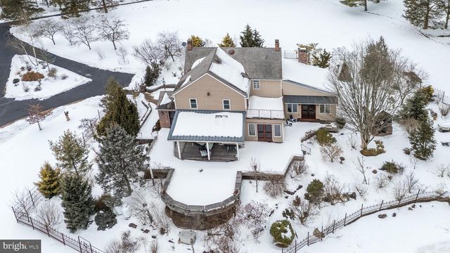 23 LILY VALLEY RD, Erwinna, PA 18920