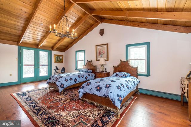 23 LILY VALLEY RD, Erwinna, PA 18920