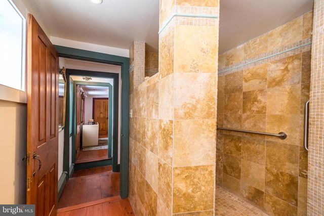 23 LILY VALLEY RD, Erwinna, PA 18920