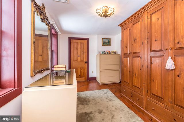 23 LILY VALLEY RD, Erwinna, PA 18920