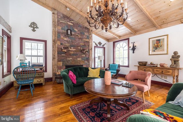 23 LILY VALLEY RD, Erwinna, PA 18920