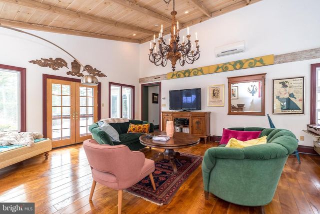 23 LILY VALLEY RD, Erwinna, PA 18920