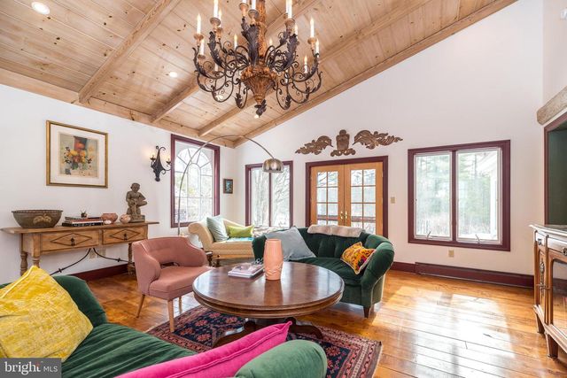 23 LILY VALLEY RD, Erwinna, PA 18920