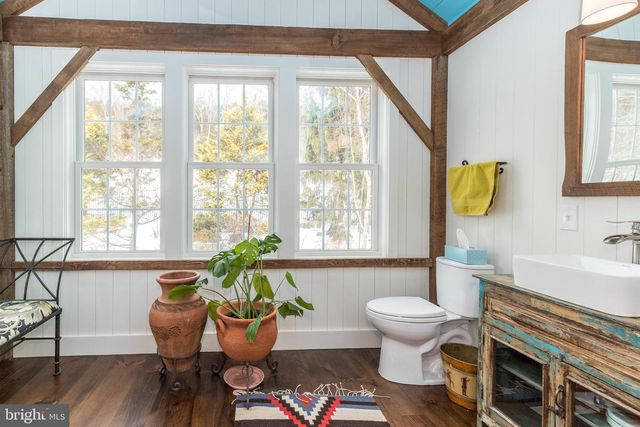 23 LILY VALLEY RD, Erwinna, PA 18920