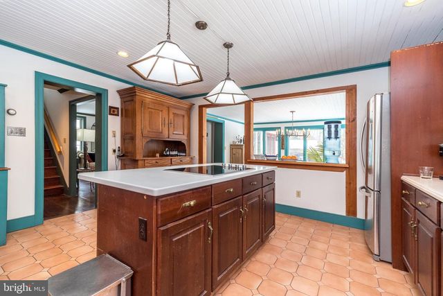 23 LILY VALLEY RD, Erwinna, PA 18920