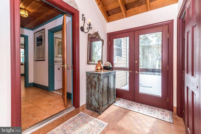 23 LILY VALLEY RD, Erwinna, PA 18920