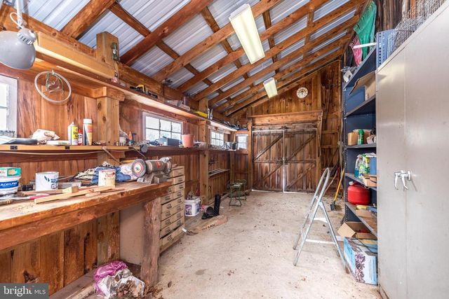 23 LILY VALLEY RD, Erwinna, PA 18920