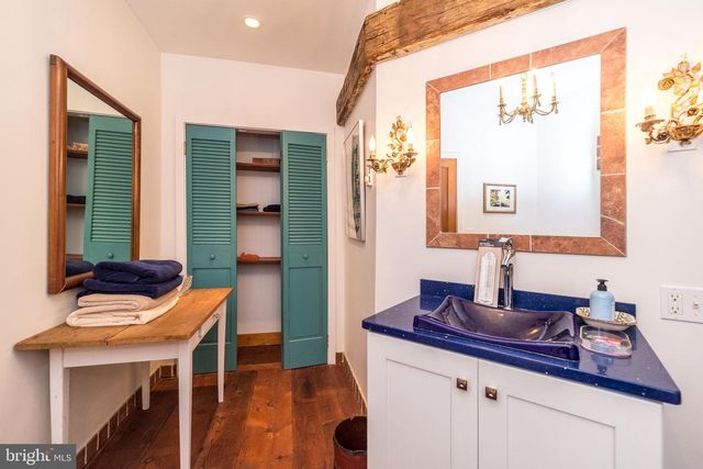 23 LILY VALLEY RD, Erwinna, PA 18920