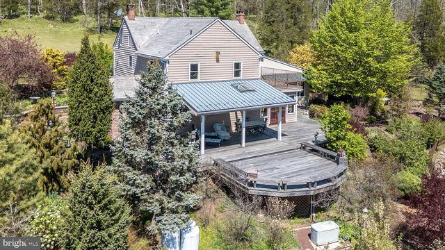23 LILY VALLEY RD, Erwinna, PA 18920