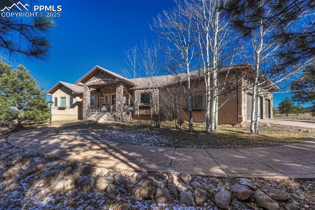 18560 Woodhaven Drive, Colorado Springs, CO 80908