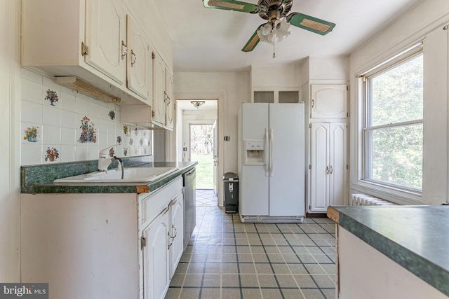 537 RED FOX LN, Wayne, PA 19087