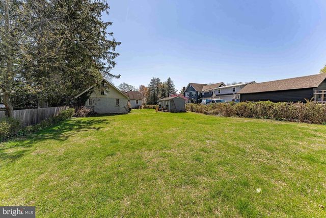 537 RED FOX LN, Wayne, PA 19087