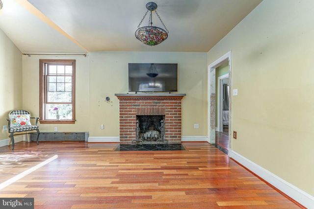 537 RED FOX LN, Wayne, PA 19087