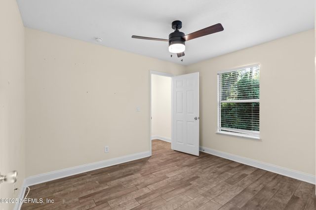 10621 OAK CREST Drive, Jacksonville, FL 32225