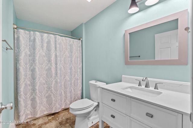 10621 OAK CREST Drive, Jacksonville, FL 32225