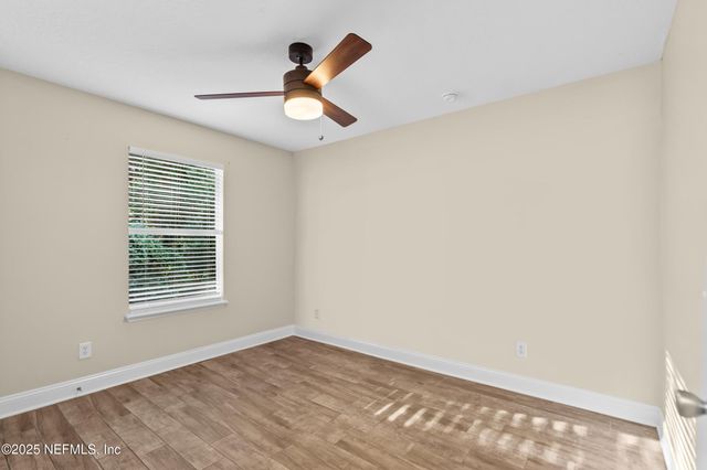 10621 OAK CREST Drive, Jacksonville, FL 32225