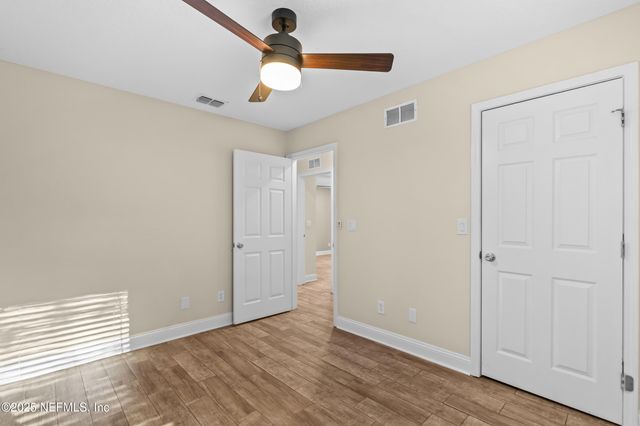 10621 OAK CREST Drive, Jacksonville, FL 32225