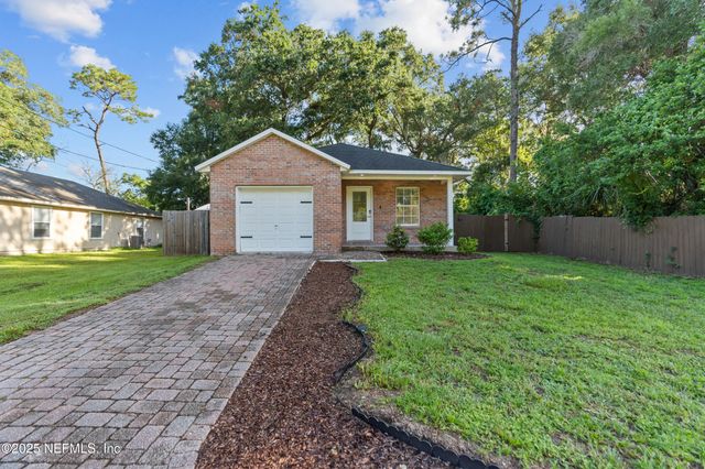 10621 OAK CREST Drive, Jacksonville, FL 32225