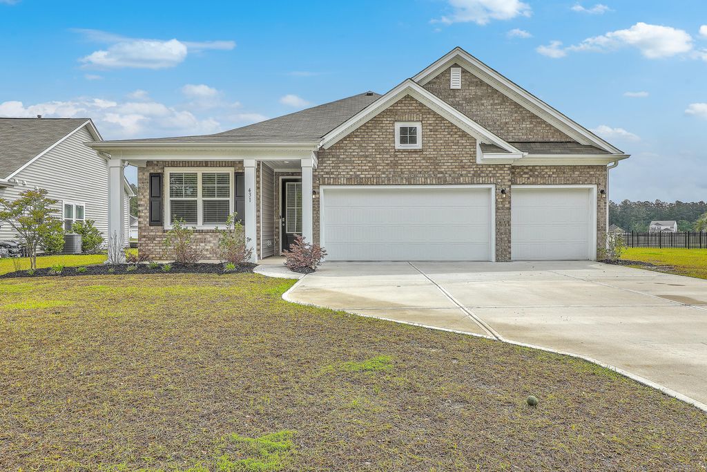 431 Canal Crossing Way, Huger, SC 29450
