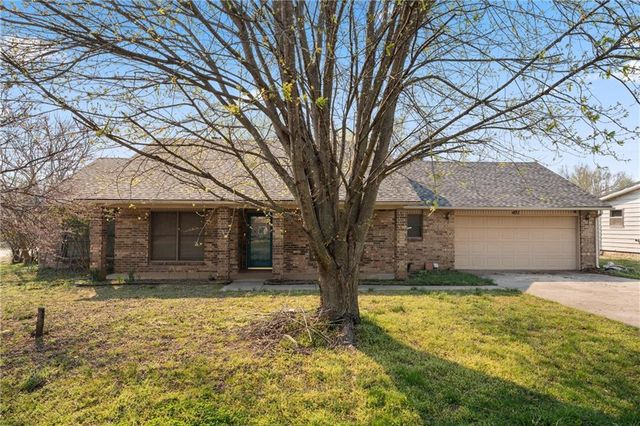 401 N East Street, Caney, KS 67333