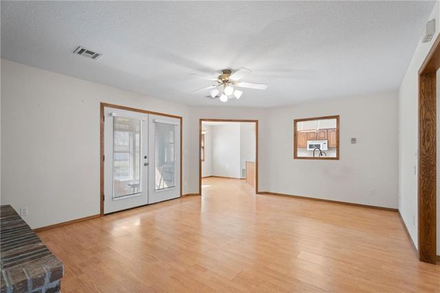 401 N East Street, Caney, KS 67333