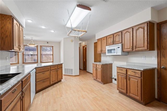 401 N East Street, Caney, KS 67333