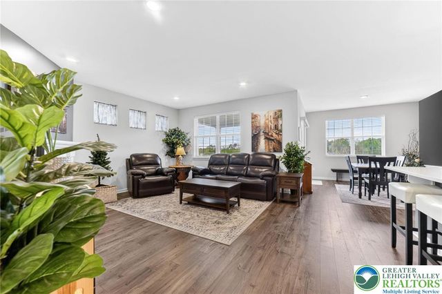 8035 Keystone Drive, Upper Macungie Twp, PA 18031
