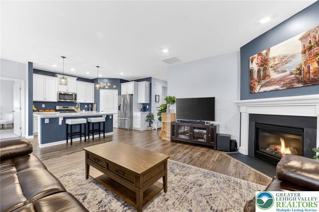 8035 Keystone Drive, Upper Macungie Twp, PA 18031