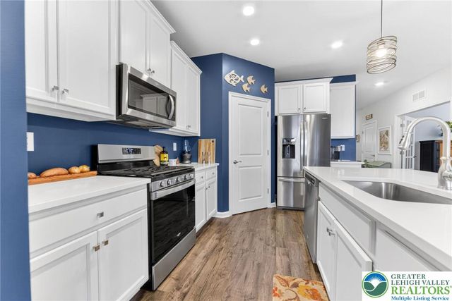 8035 Keystone Drive, Upper Macungie Twp, PA 18031