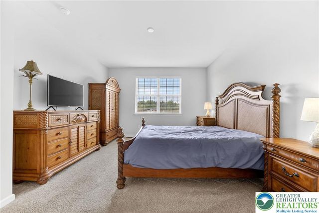 8035 Keystone Drive, Upper Macungie Twp, PA 18031