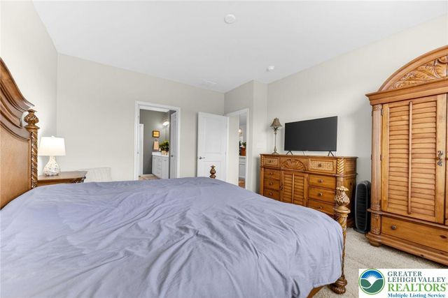 8035 Keystone Drive, Upper Macungie Twp, PA 18031
