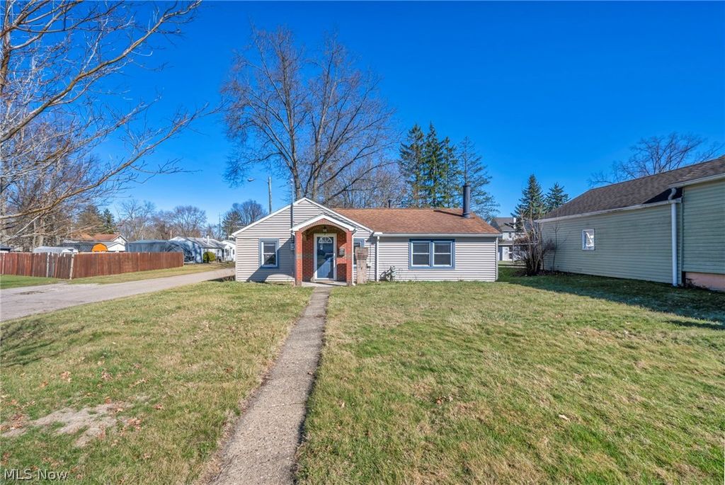 717 Garfield Avenue, Alliance, OH 44601