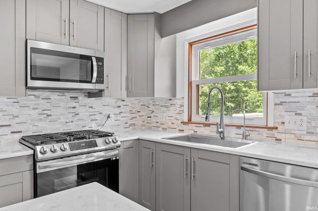 1010 E 800 North, West Lafayette, IN 47906