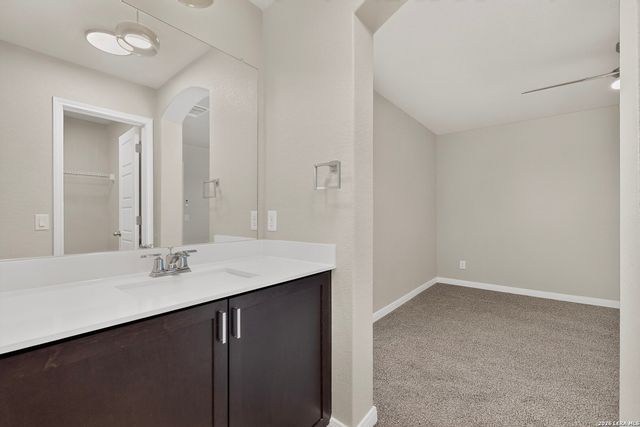 137 Sambar Main, Schertz, TX 78108
