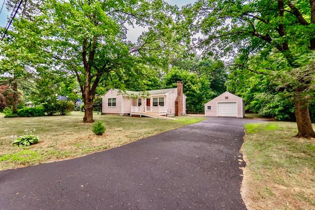 9 Howell, Sudbury, MA 01776