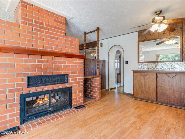 98 Longview Loop Road, Elgin, AZ 85611