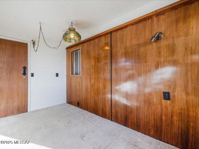 98 Longview Loop Road, Elgin, AZ 85611