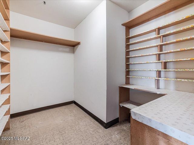 98 Longview Loop Road, Elgin, AZ 85611