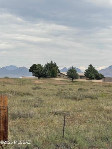 98 Longview Loop Road, Elgin, AZ 85611