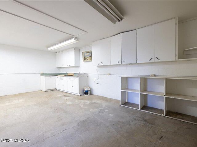 98 Longview Loop Road, Elgin, AZ 85611