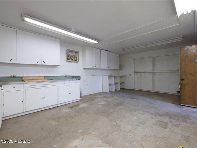 98 Longview Loop Road, Elgin, AZ 85611