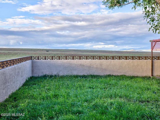 98 Longview Loop Road, Elgin, AZ 85611