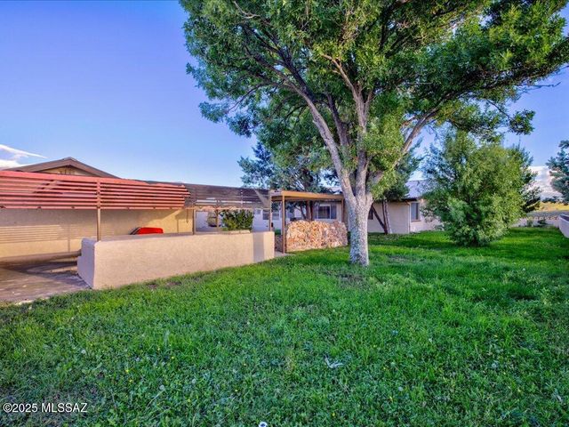 98 Longview Loop Road, Elgin, AZ 85611