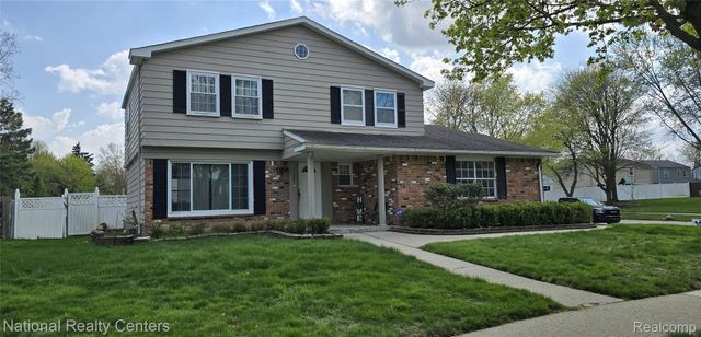 41757 CHERRY HILL Road, Novi, MI 48375