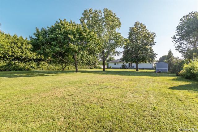 124 Donna Drive, Baiting Hollow, NY 11933