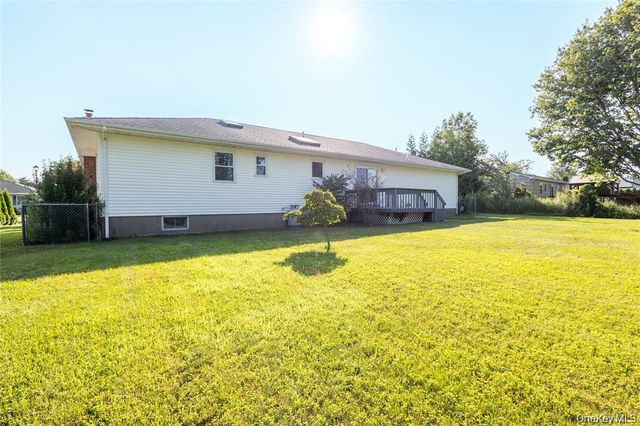 124 Donna Drive, Baiting Hollow, NY 11933
