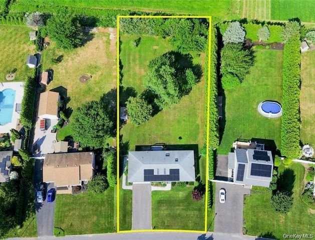 124 Donna Drive, Baiting Hollow, NY 11933