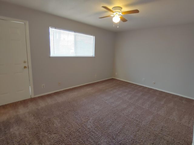 1423 W Wren Avenue, Visalia, CA 93291